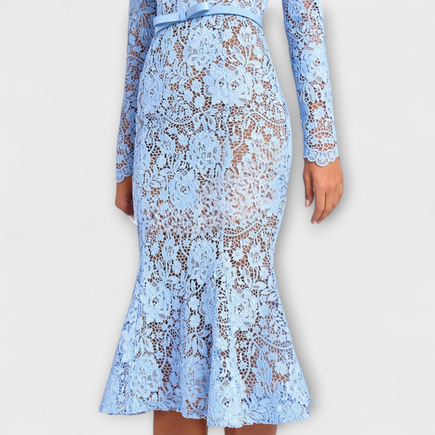 Freya - Elegant Midi Dress in Floral Lace