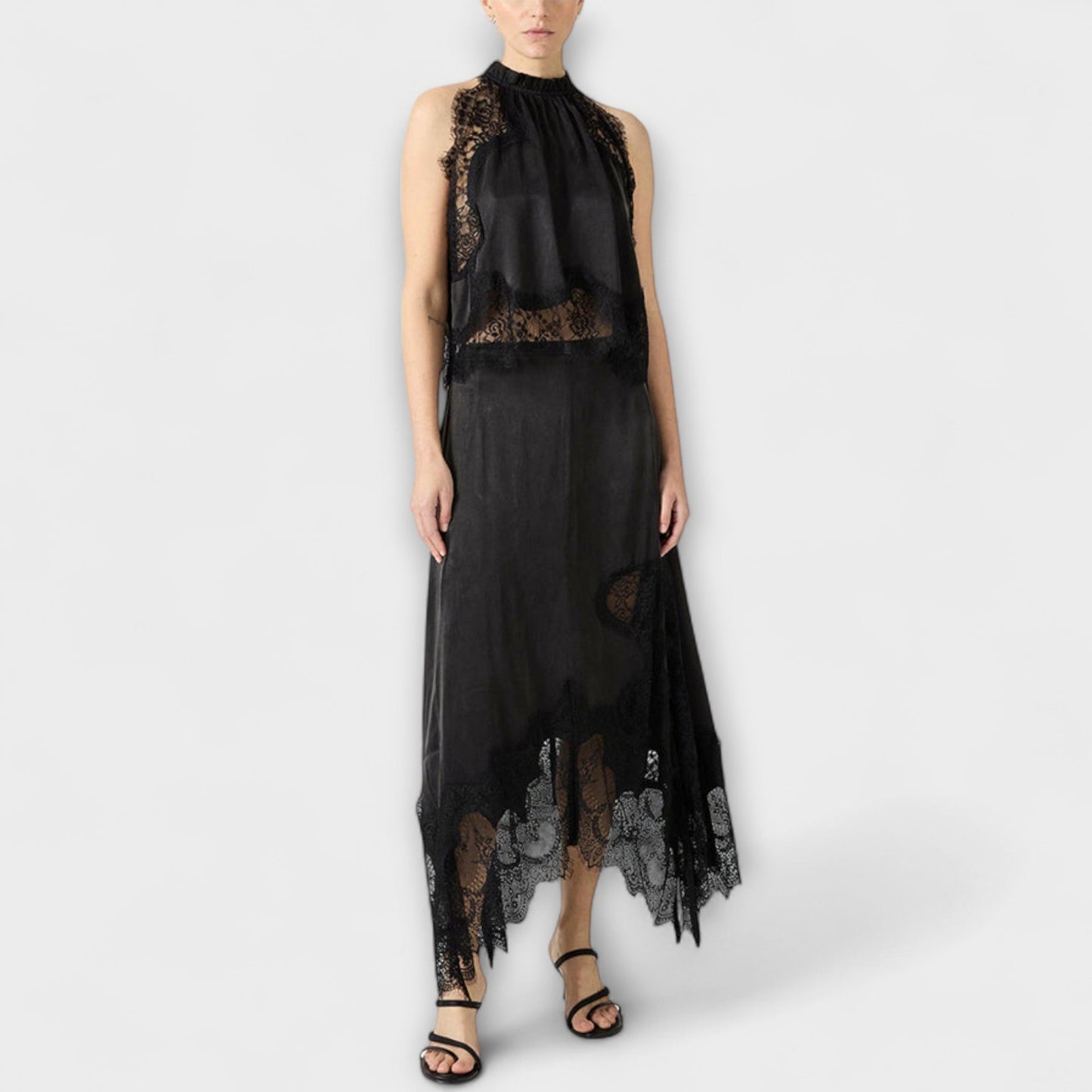 Kaia - Satin blouse with lace trim and pleated neckline in a set