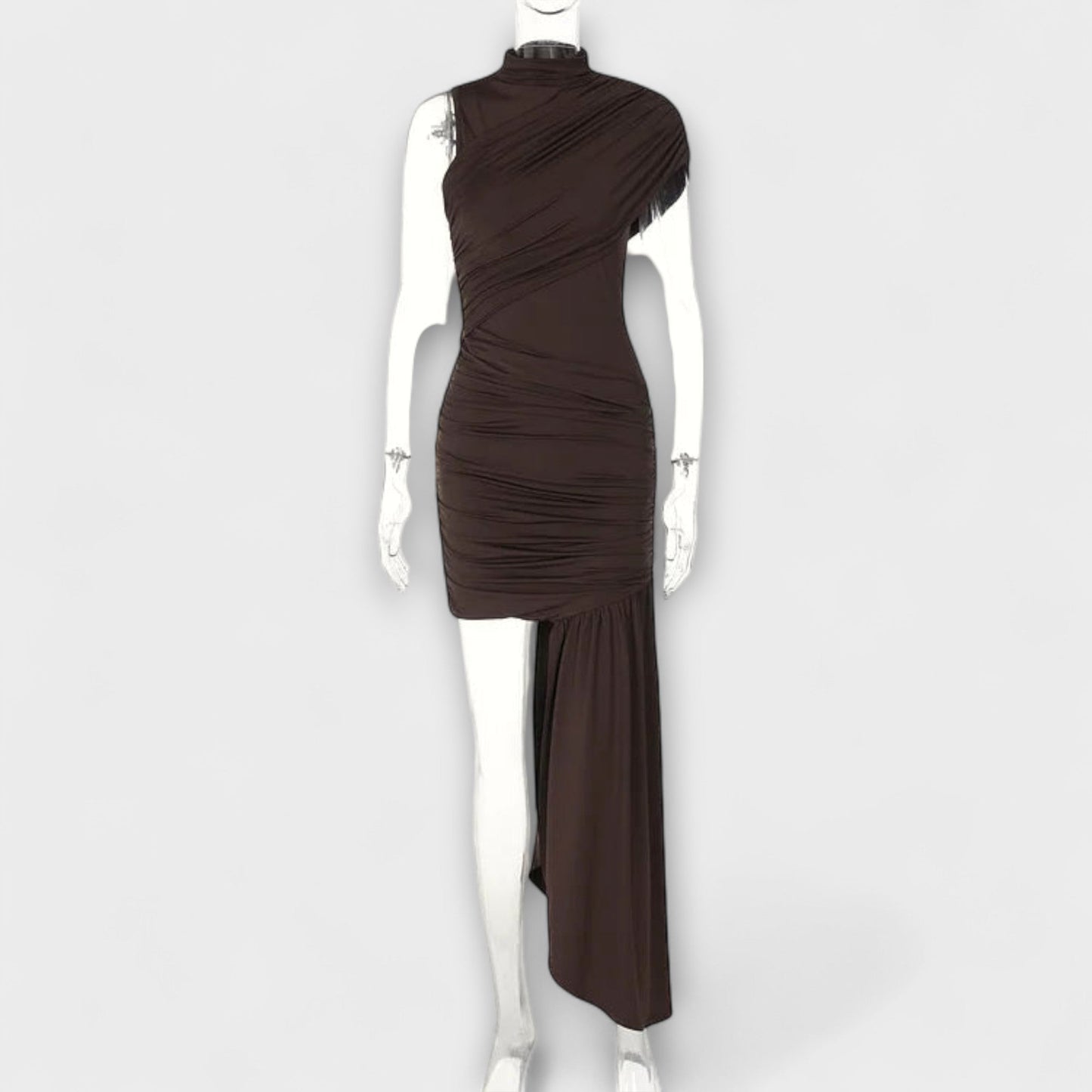 Lila - Stylish, form-fitting dress with round neckline and pleats