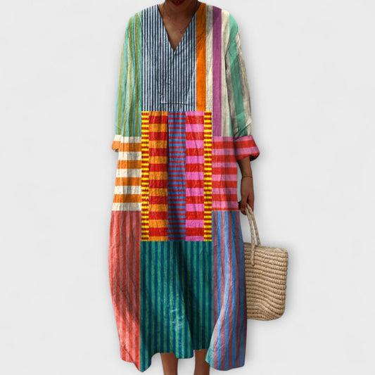 Lia - Elegant Dress with Geometric Design