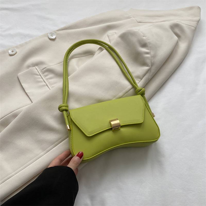 Aurellia. - Vintage Clutch Bag