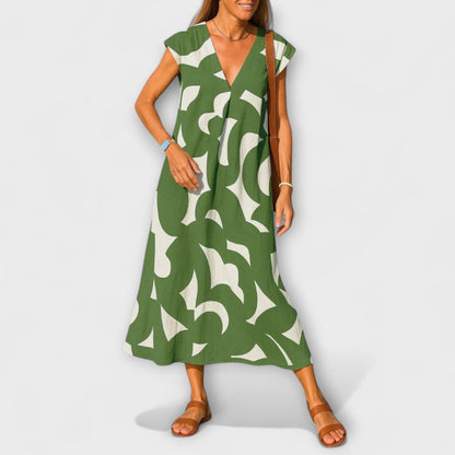 Linae – Light Dress with V-Neck