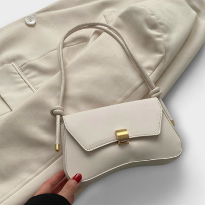 Aurellia. - Vintage Clutch Bag