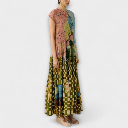 Amara - Folding Dress with Animal Print