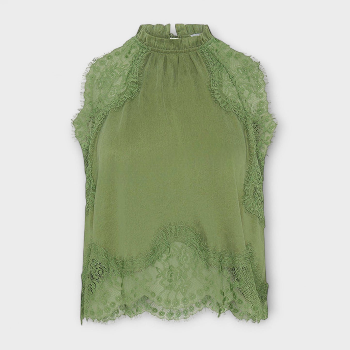 Kaia - Satin blouse with lace trim and pleated neckline in a set