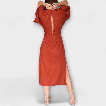 Holly - Casual Dress with V-Neck and Tie Belt