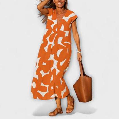 Linae – Light Dress with V-Neck