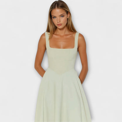 Scarlett - Elegant Evening Dress