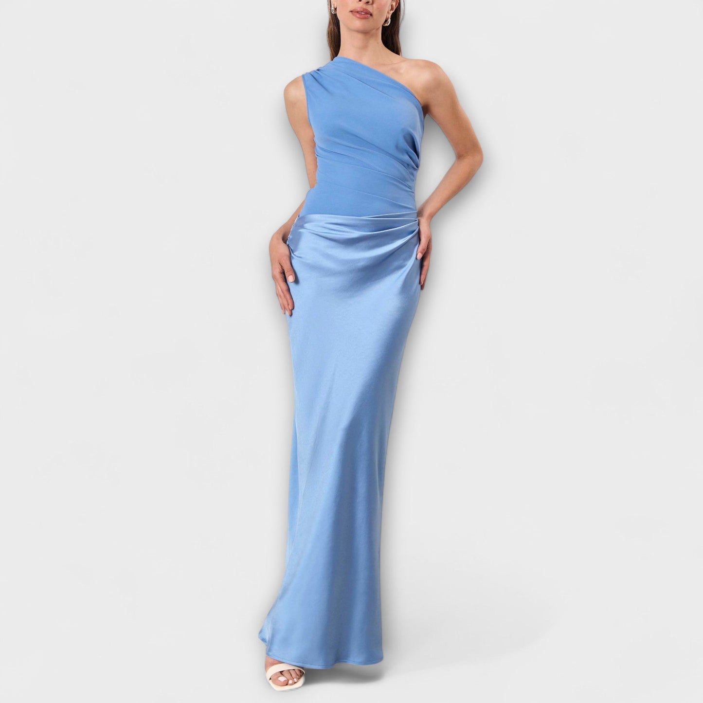 Elegant Maxi Dress with One Shoulder Strap and Pleats