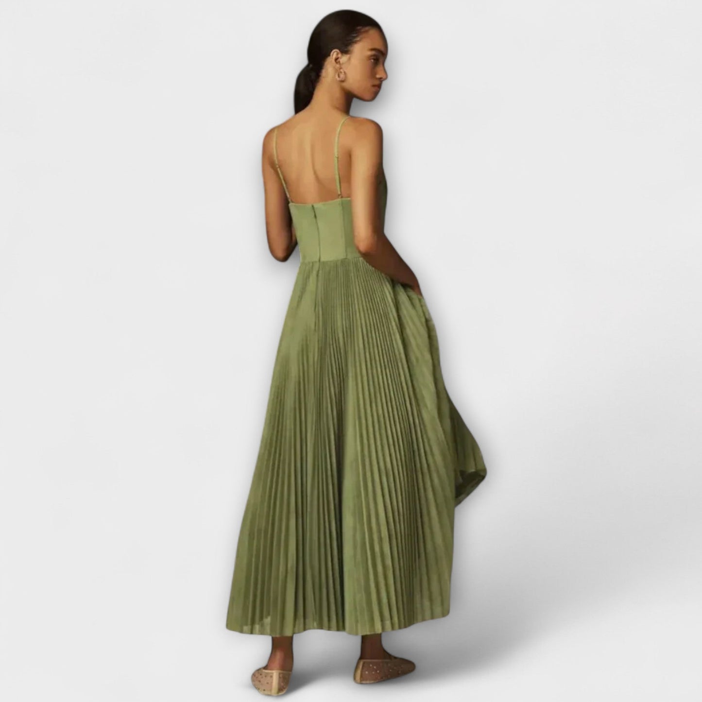 Lucrezia - Elegant Dress with Charm